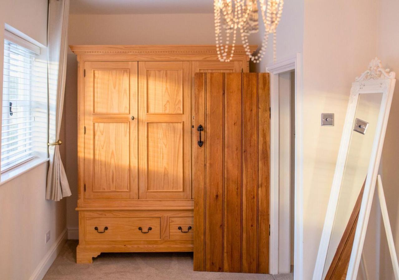 Charming 2 Bed House In Tewkesbury Centreヴィラ エクステリア 写真