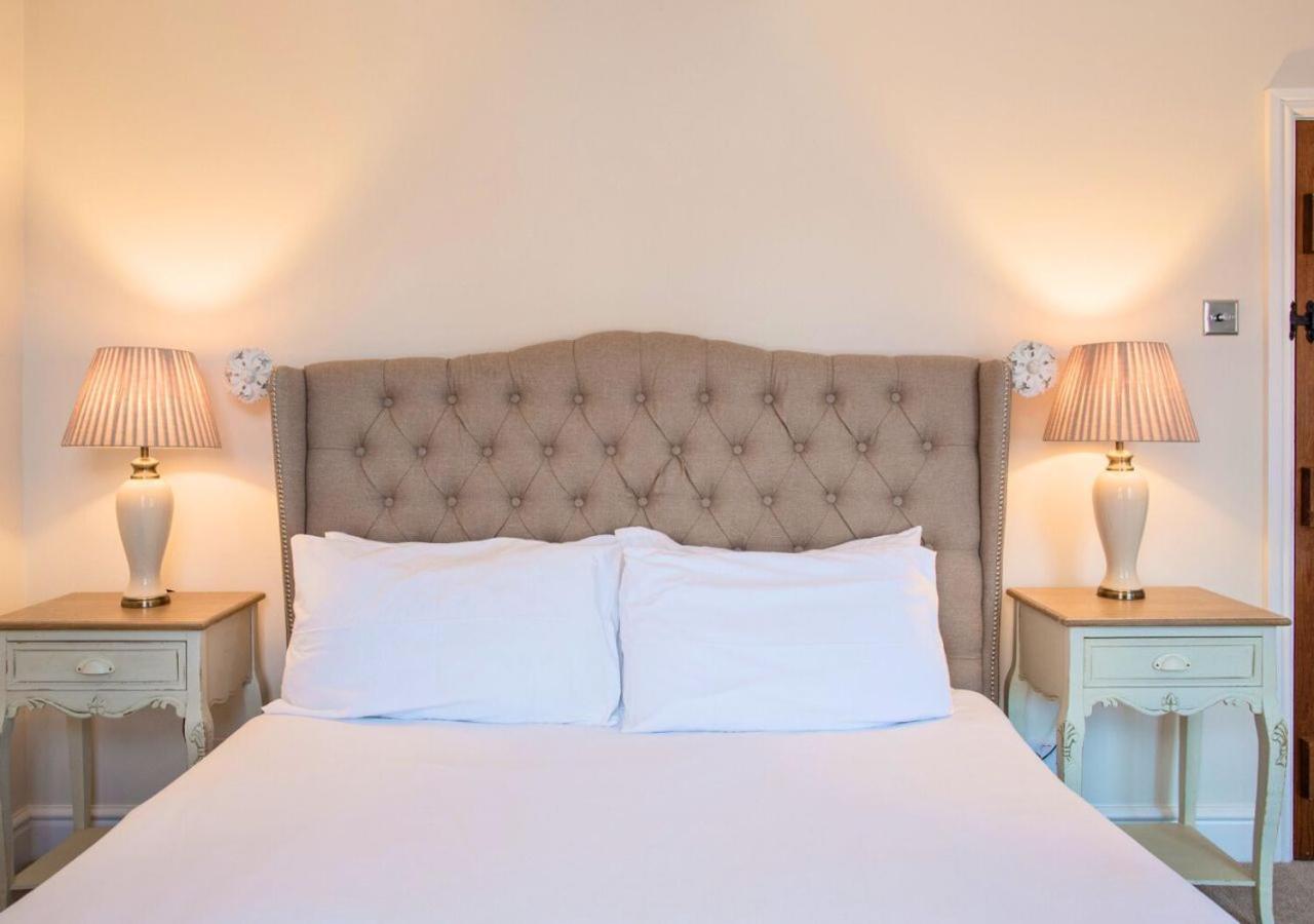 Charming 2 Bed House In Tewkesbury Centreヴィラ エクステリア 写真